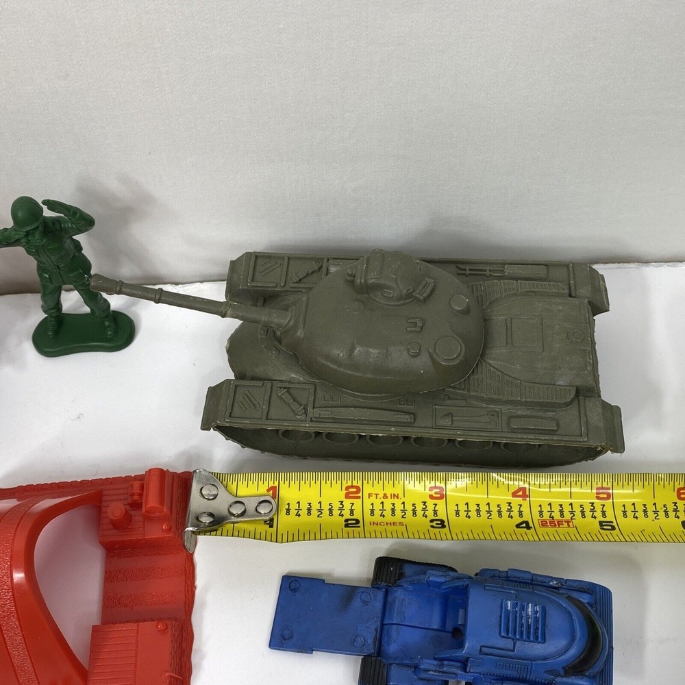 Military Figures Tank Vehicle Lot Mortar Weapon Army Soldiers Troops Barn Jet - Picture 2 of 16